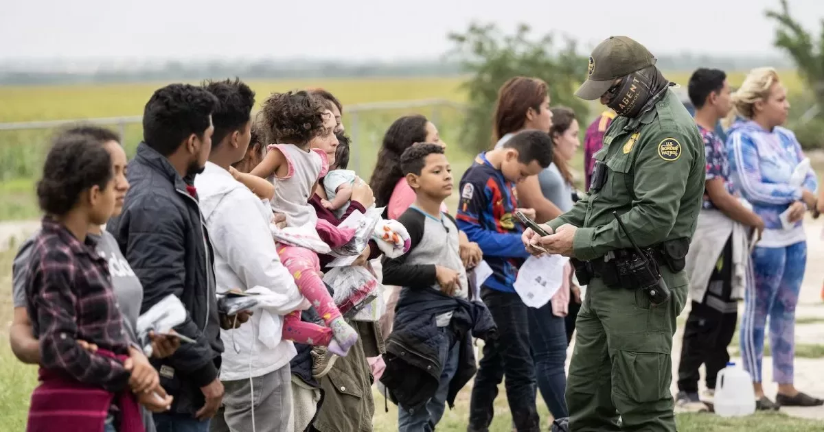 Border Patrol under pressure due to wave of migration, Biden administration weakens
