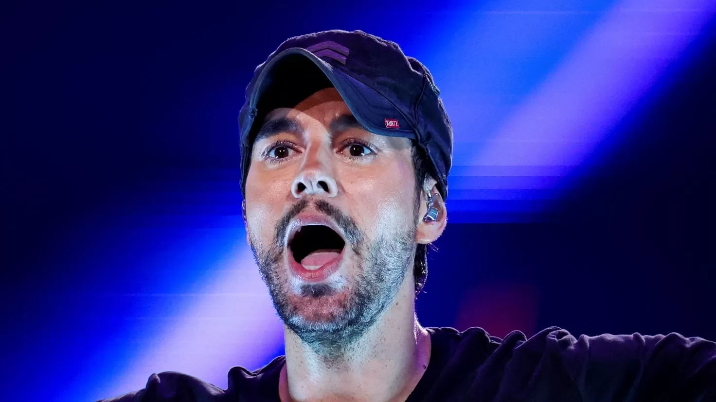 Enrique Iglesias sells his entire musical catalog for more than one hundred million dollars
