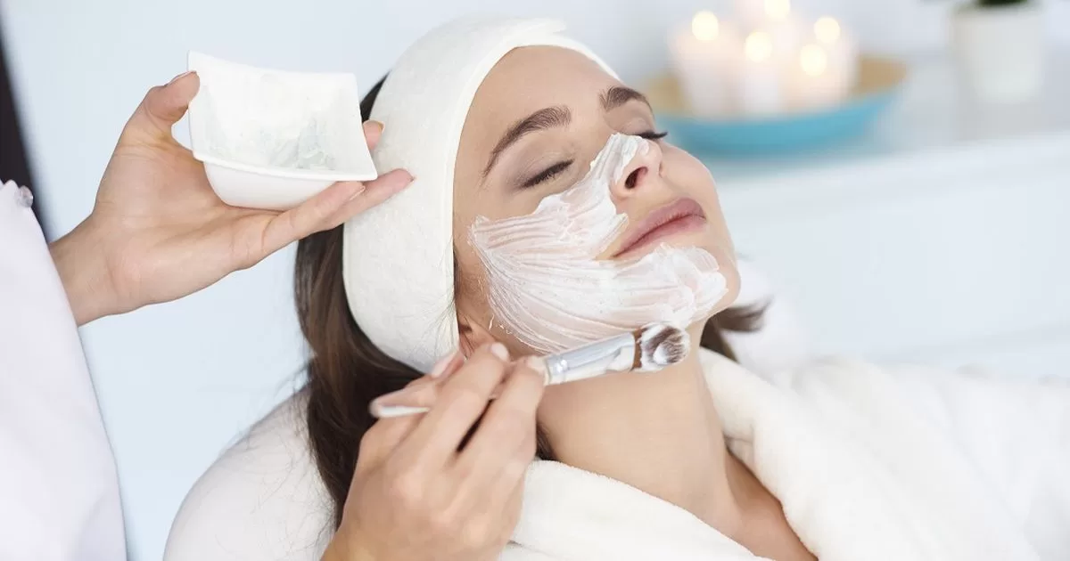 Facial treatments to look better on your face in New Year's
