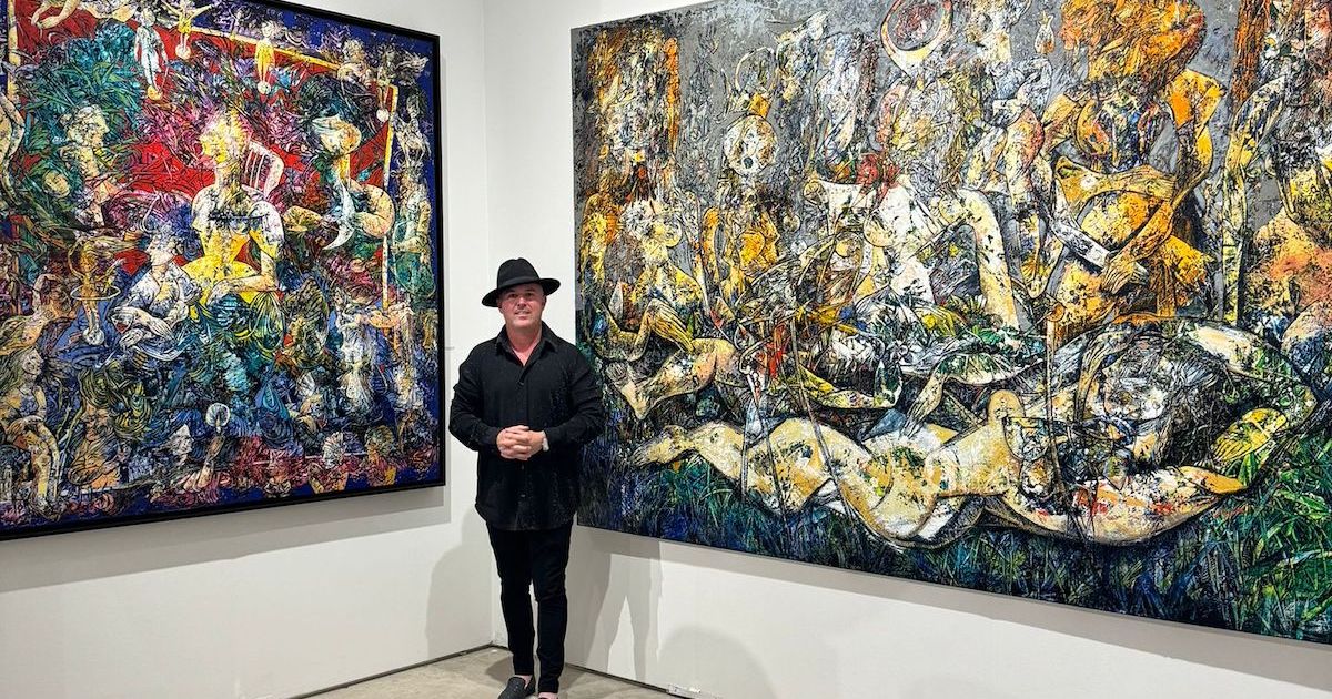 Fredy Villamil shows his Muse at Art Miami 2023
