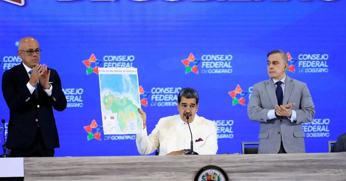 Maduro orders to create a province and grant a license to exploit oil in Essequibo
