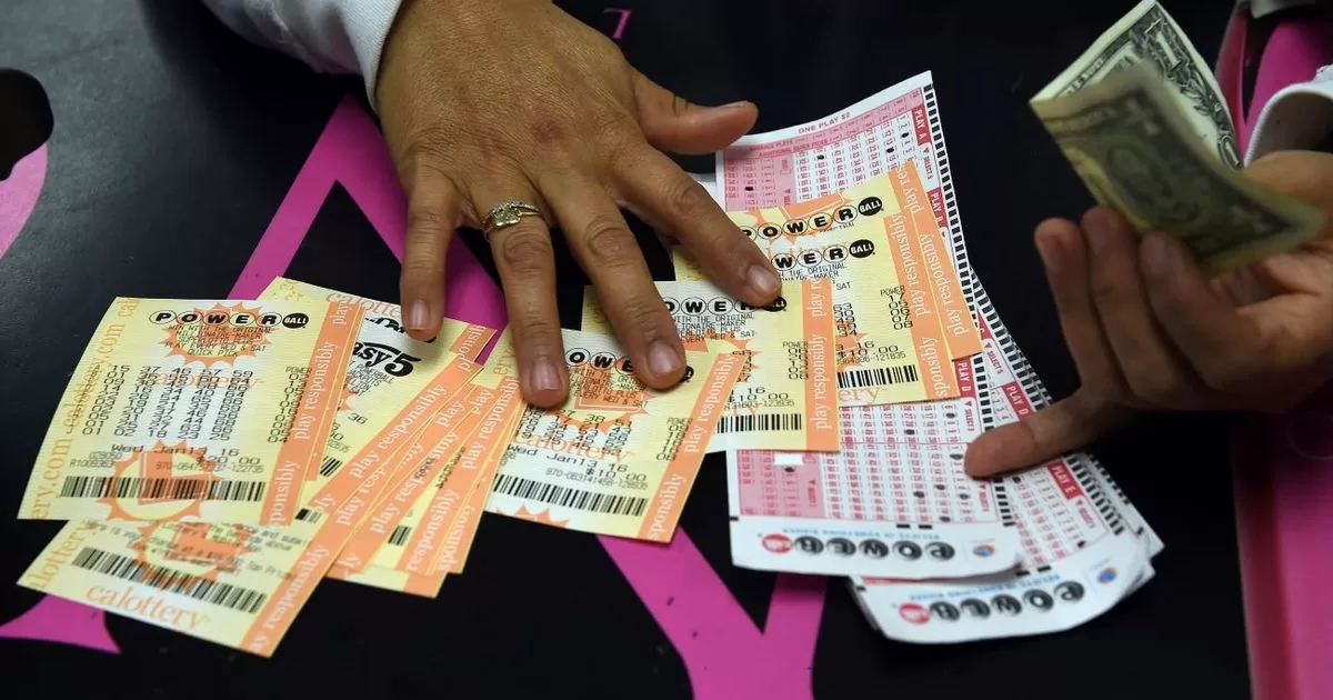 The Powerball grand prize remains without a winner, the jackpot increases
