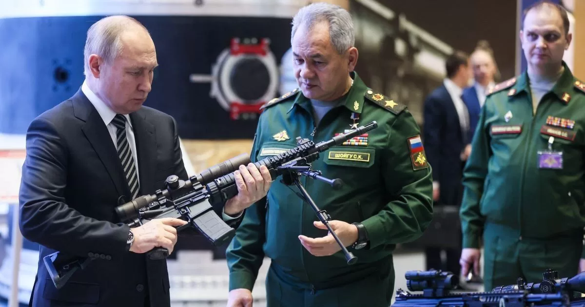 US announces sanctions on arms suppliers to Russia
