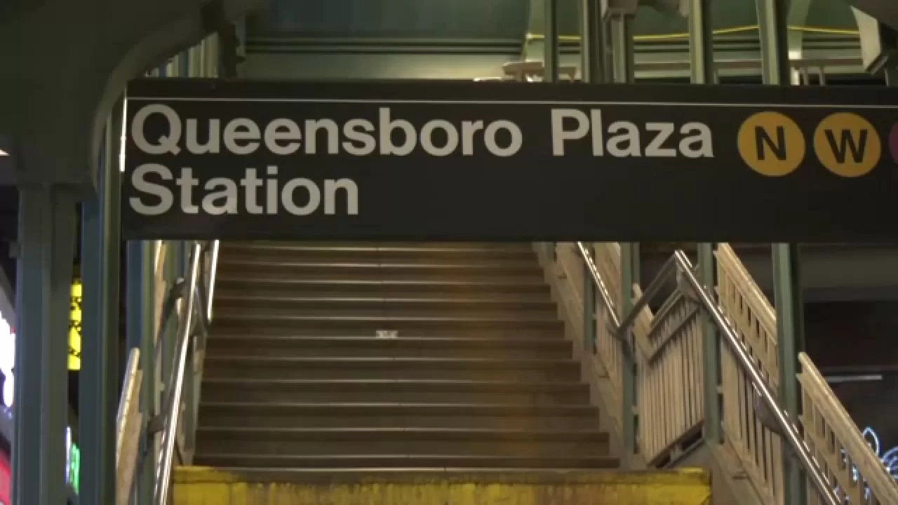 Weekend subway changes: jobs at Queensboro Plaza
