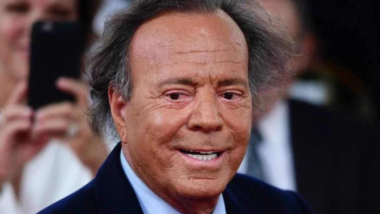 Where is Julio Iglesias and what is his life at 80 years old?
