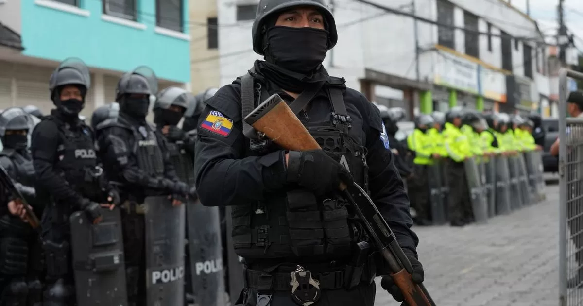 Ecuador decrees a state of exception to intervene in prisons
