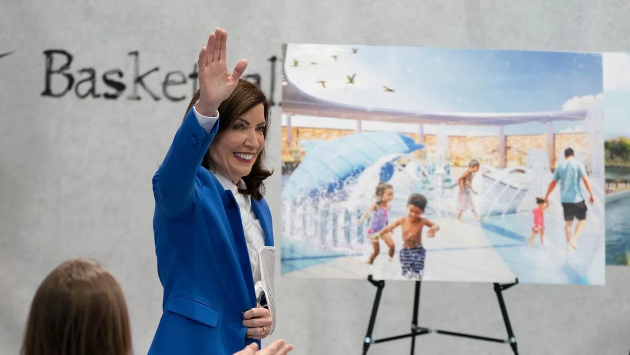Hochul announces millionaire investment to build swimming pools
