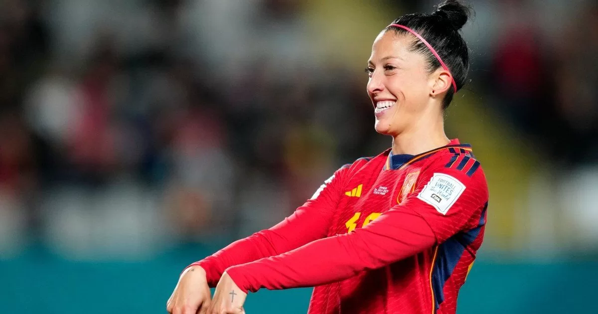 Jenni Hermoso accuses former Spain coach of making the players uncomfortable
