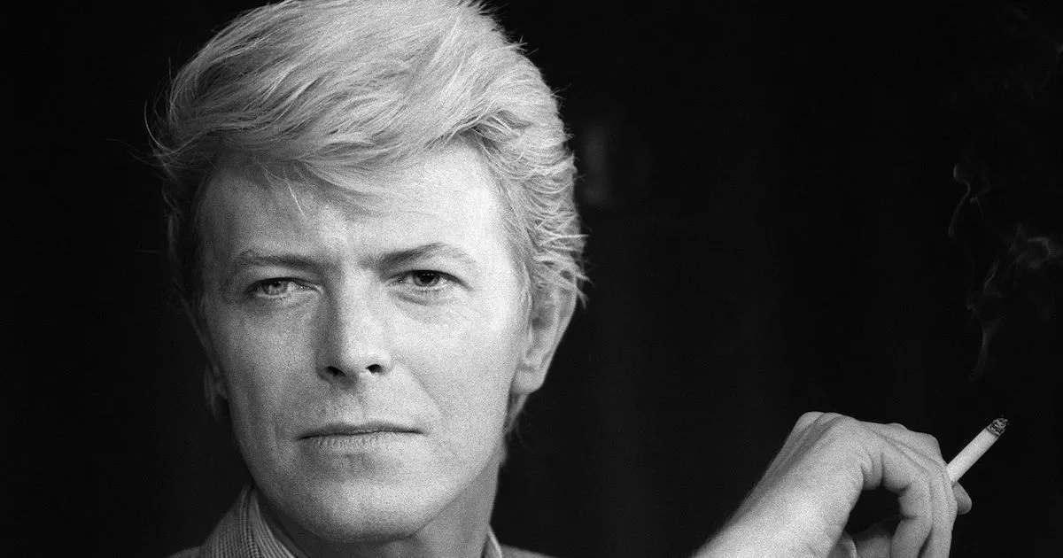 Paris dedicates a street to rock star David Bowie
