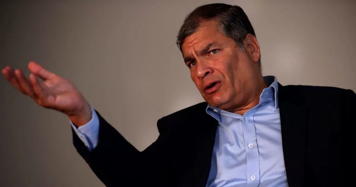 Rafael Correa exalts himself by linking his possible candidacy with the security crisis
