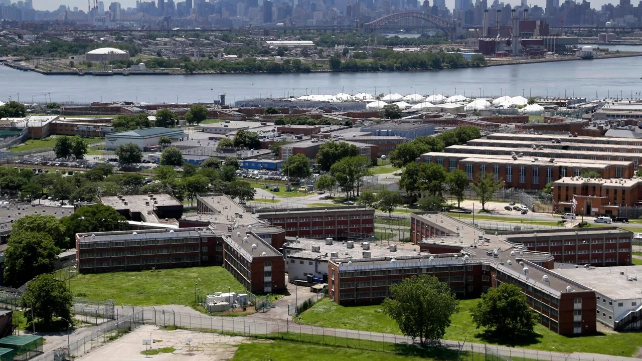 Second inmate in custody at Rikers Island dies
