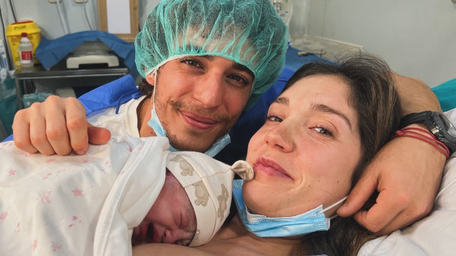 The first daughter of Miguel Herrn and Celia Pedraza is born
