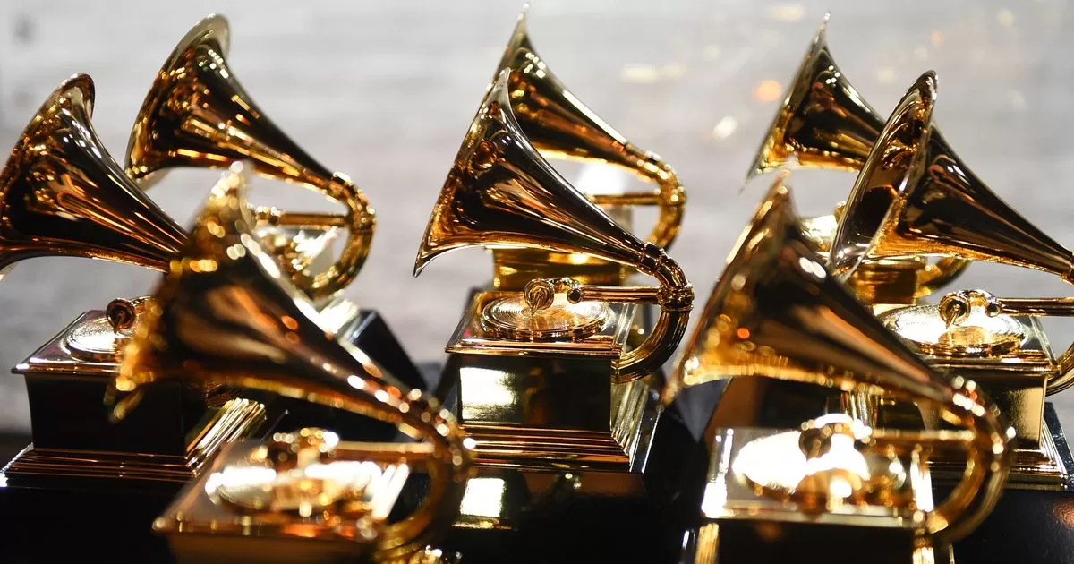 They announce artists who will have performances at the 2024 Grammys
