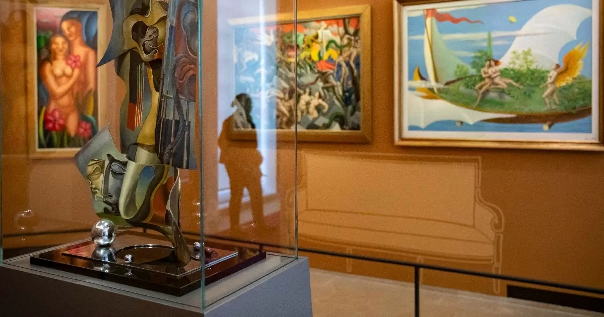 They recreate the apartment of art dealer Lonce Rosenberg in the Picasso Museum
