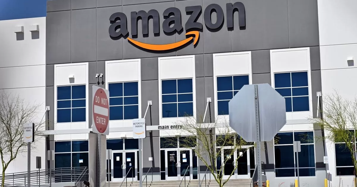 Twitch, Amazon's platform, lays off hundreds of employees
