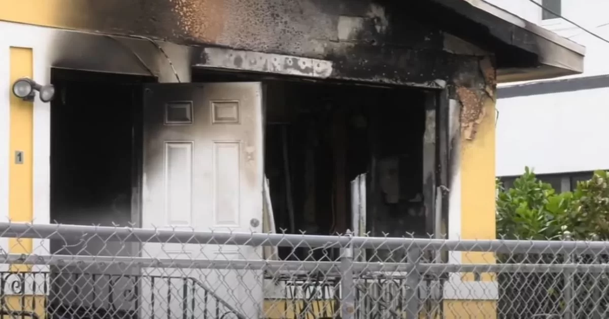 Voracious fire leaves a family homeless in Miami
