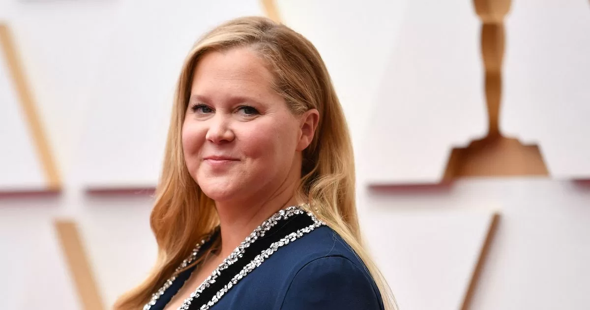 Amy Schumer reveals she suffers from endometriosis after comments about her face
