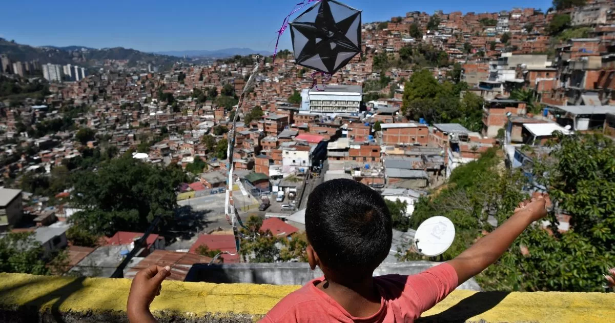 Chavismo erases murals in a Caracas neighborhood
