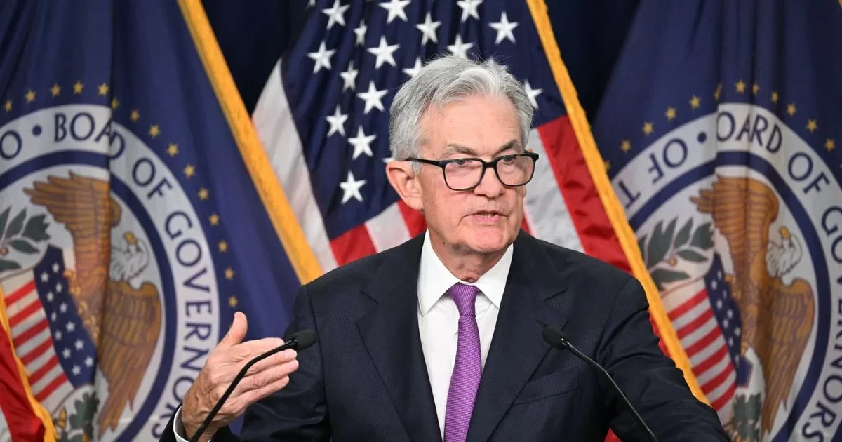 Federal Reserve keeps rates high and seeks greater confidence

