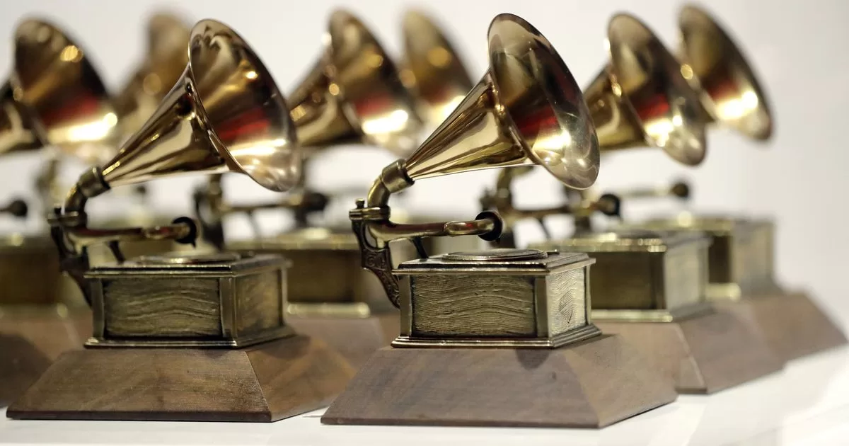 Five questions before the Grammys

