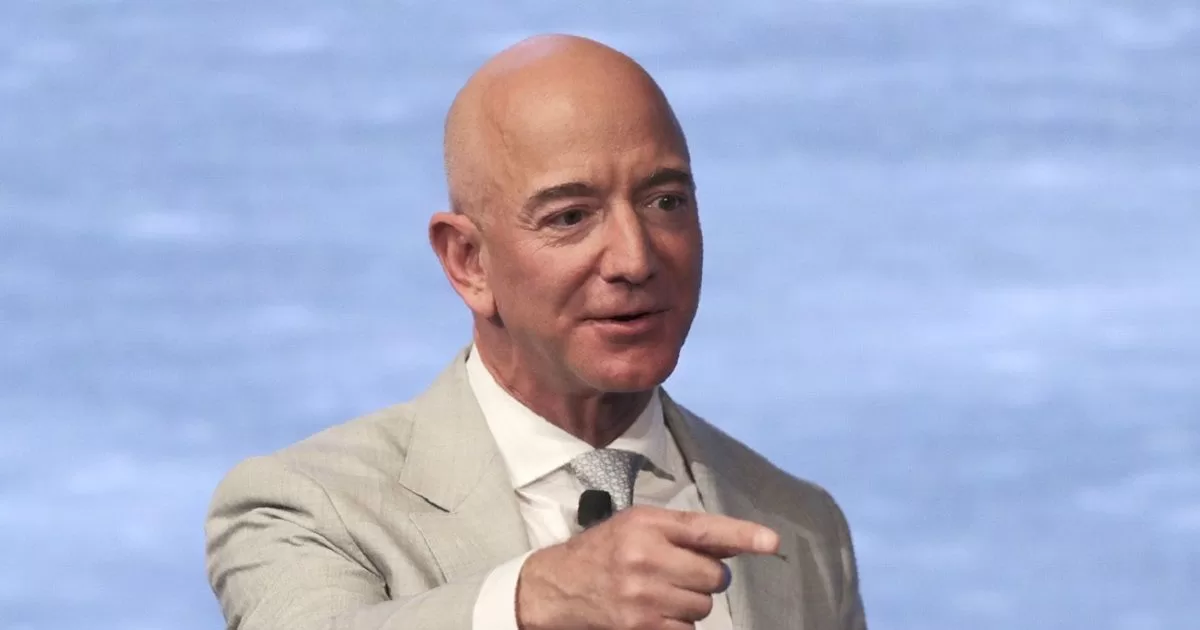  How much does tycoon Jeff Bezos save by moving to Miami?  There are many zeros
