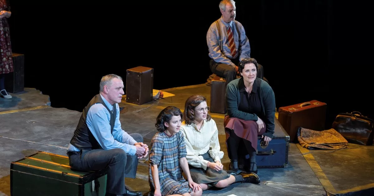 Nederland gaat in première met de musical I Anne, gebaseerd op het leven van Anne Frank