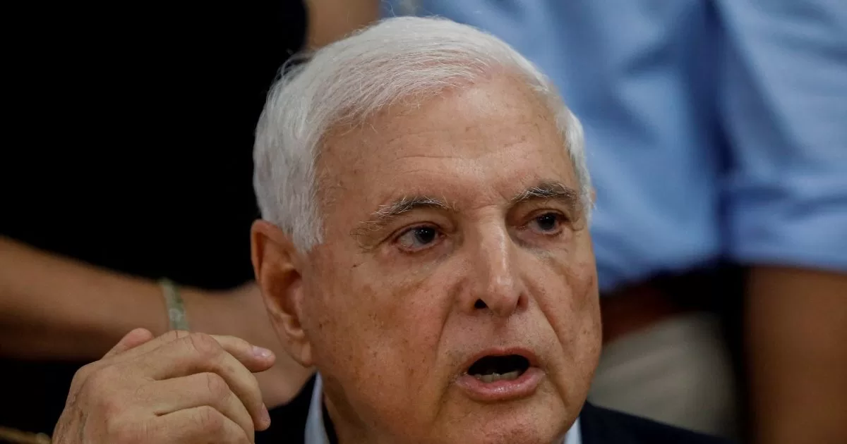 Nicaraguan regime says that Panama breaches asylum conventions by denying Martinelli's departure
