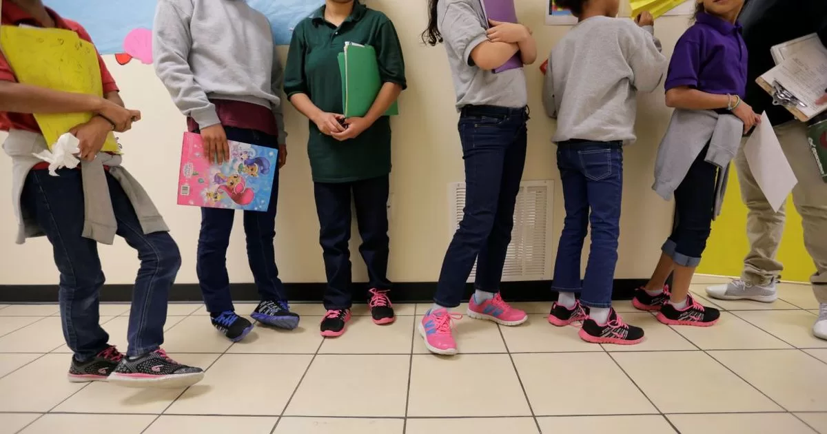 Report reveals government negligence in assisting wave of migrant children
