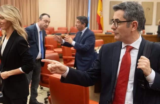 The PSOE is now just a remnant besieged by dark suspicions of corruption, deputy denounces
