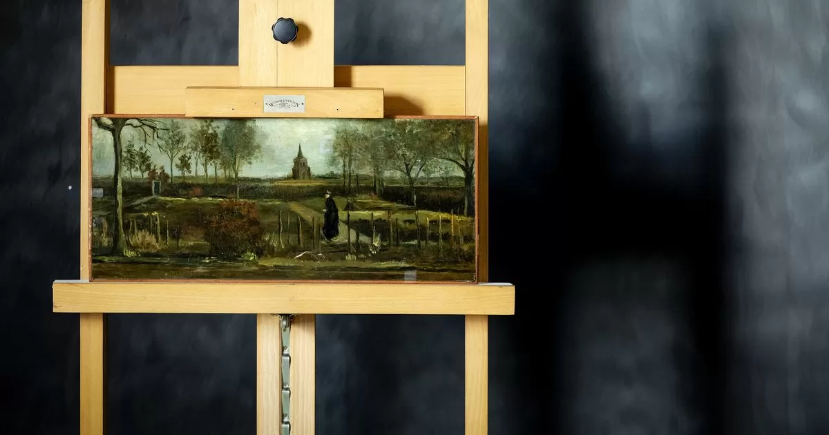Van Gogh's work that had been stolen is exhibited in the Netherlands
