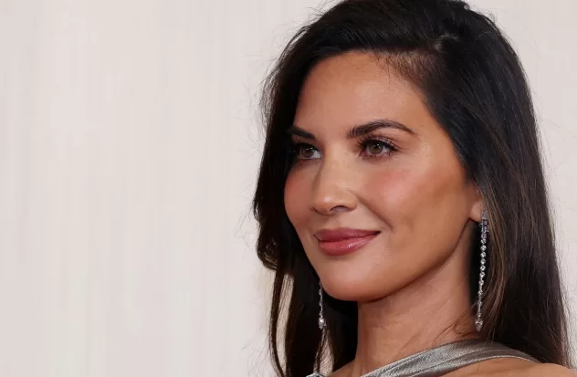 Actress Olivia Munn announces that she has breast cancer
