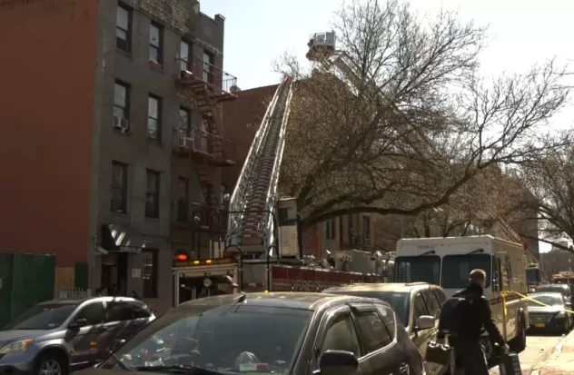 At least ten injured in a fire in Manhattan