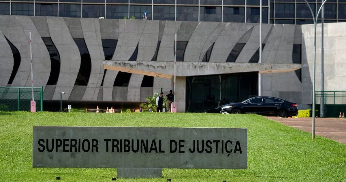 Brazilian court ratifies nine-year prison sentence for Robinho

