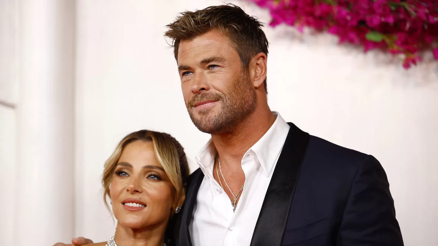 Elsa Pataky and Chris Hemsworth make a surprise appearance at the Oscars
