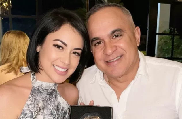 Imaray Ulloa proud of her doctor boyfriend after receiving recognition in Miami
