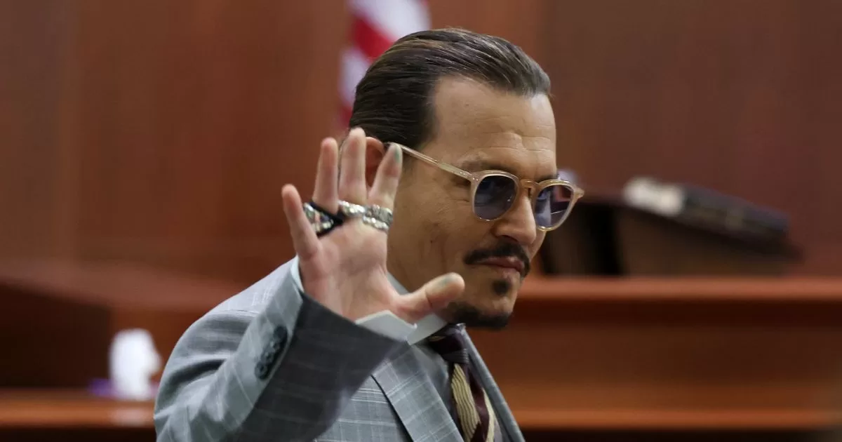 Johnny Depp denies being verbally violent with Lola Glaudini
