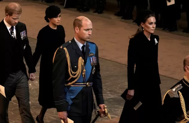 King Charles III tries to reconcile William and Harry

