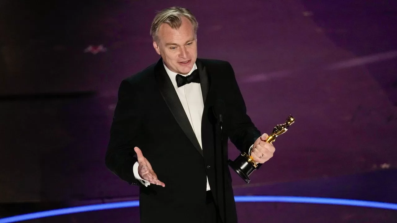 'Oppenheimer' wins best picture Oscar
