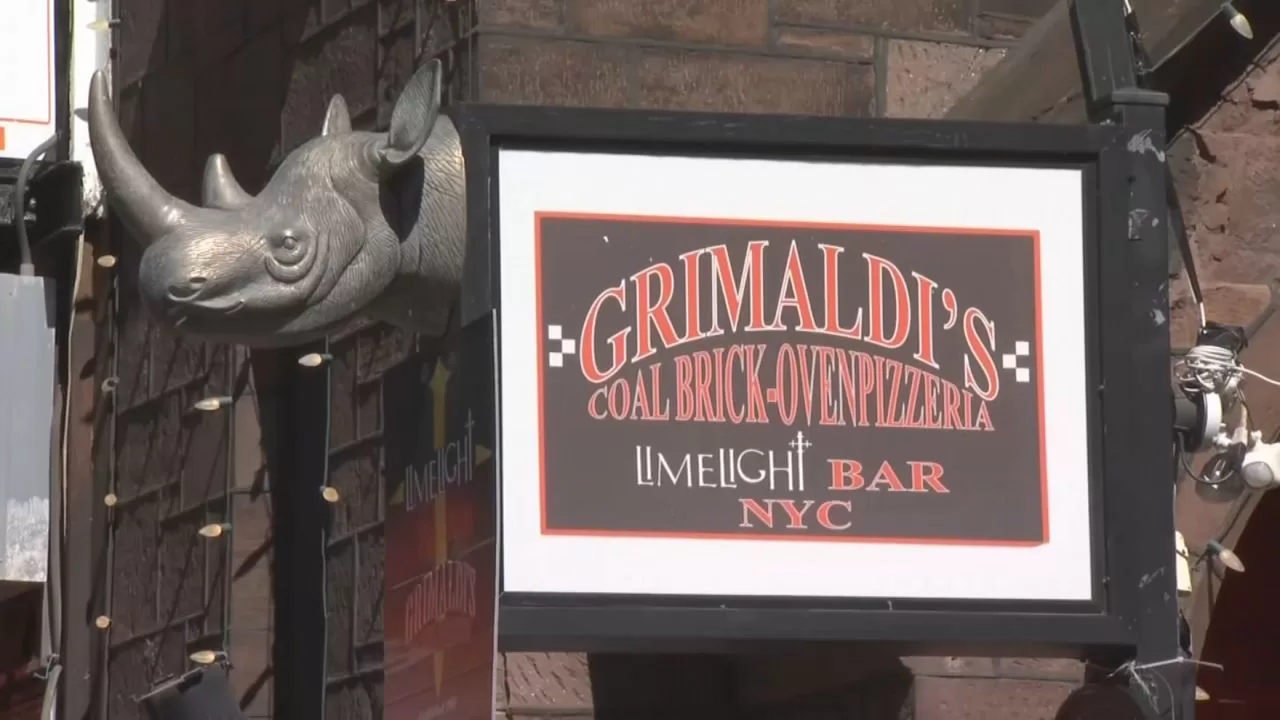 Owner and manager of famous pizzeria accused of wage theft
