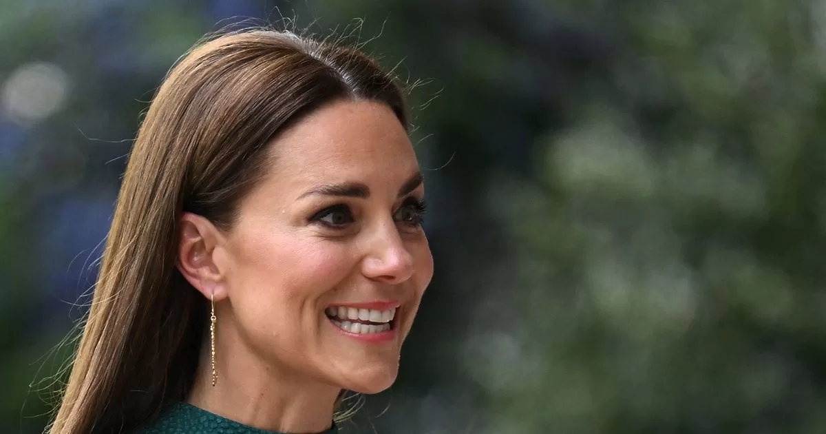 They publish first image of Kate Middleton after abdominal surgery
