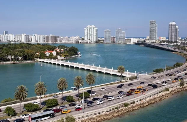 They reveal that Miami-Dade was the county that received the largest number of foreign residents
