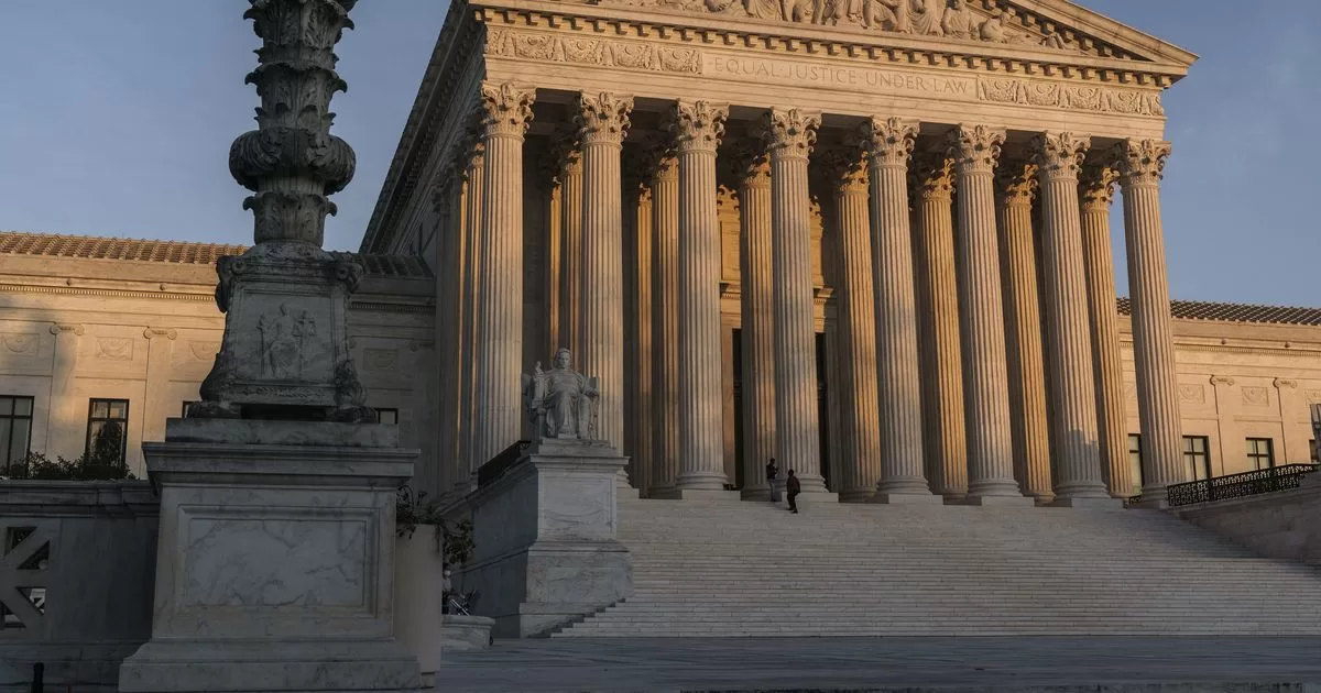 US Supreme Court reluctant to limit government influence on social networks
