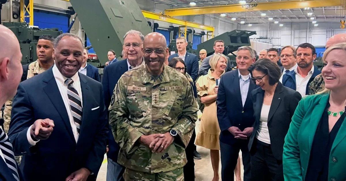 US military chief visits weapons factories and stresses need to arm Ukraine
