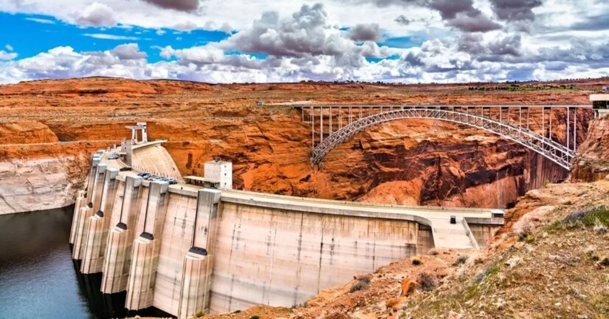 Western US with the lowest level of hydroelectric generation in 22 years
