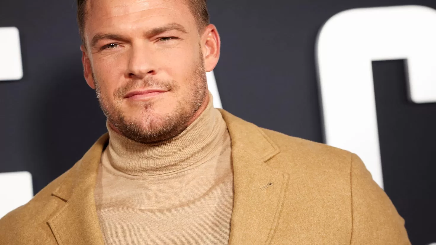 Actor Alan Ritchson, from Reacher, confesses that he tried to take his own life after suffering a sexual assault
