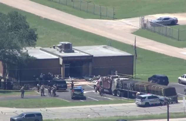Attack in Texas, man rams truck into security office, several injured