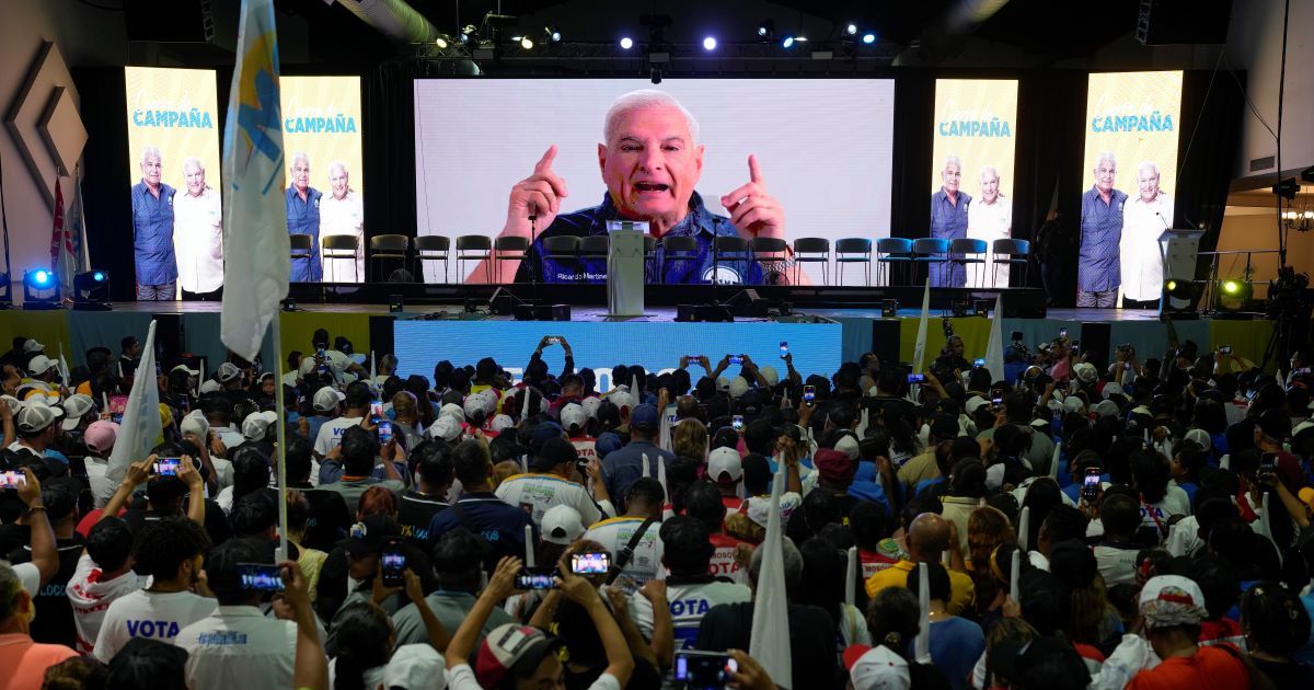 Court analyzes legality of candidacy of favorite for Panama elections

