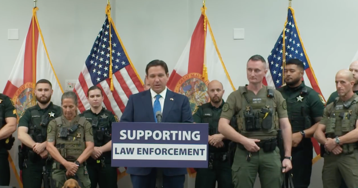 DeSantis signs two laws to protect police
