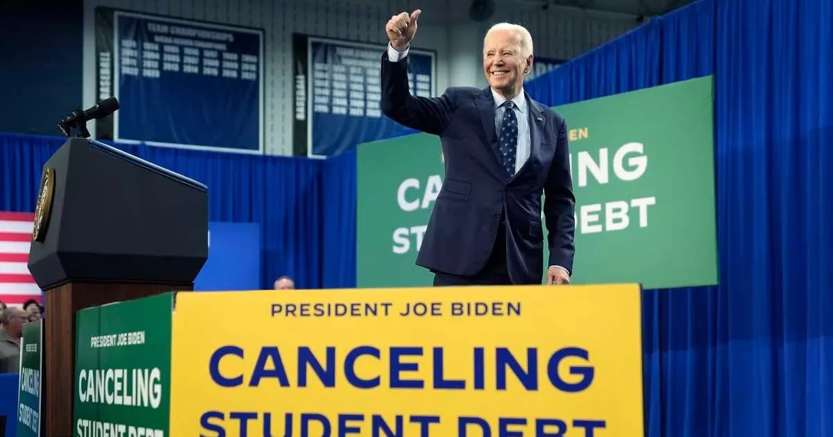 Florida leads coalition to stop Biden plan that would cancel student debts
