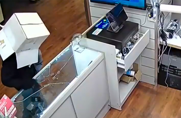 For the second time in less than a month, a cell phone store is robbed in Broward